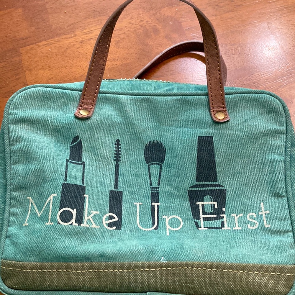 Mona B canvas makeup bag